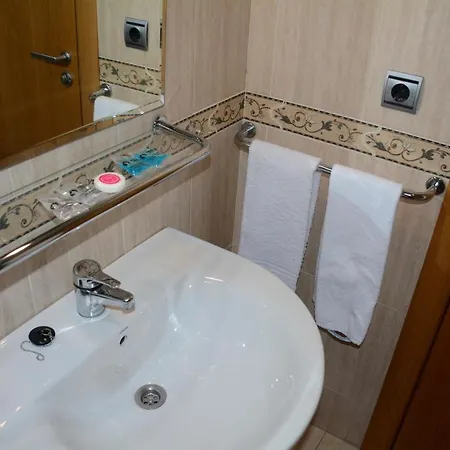 Aparthotel Noche De Ronda Cazorla